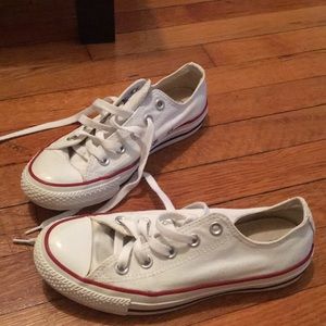 White converse US women’s 6